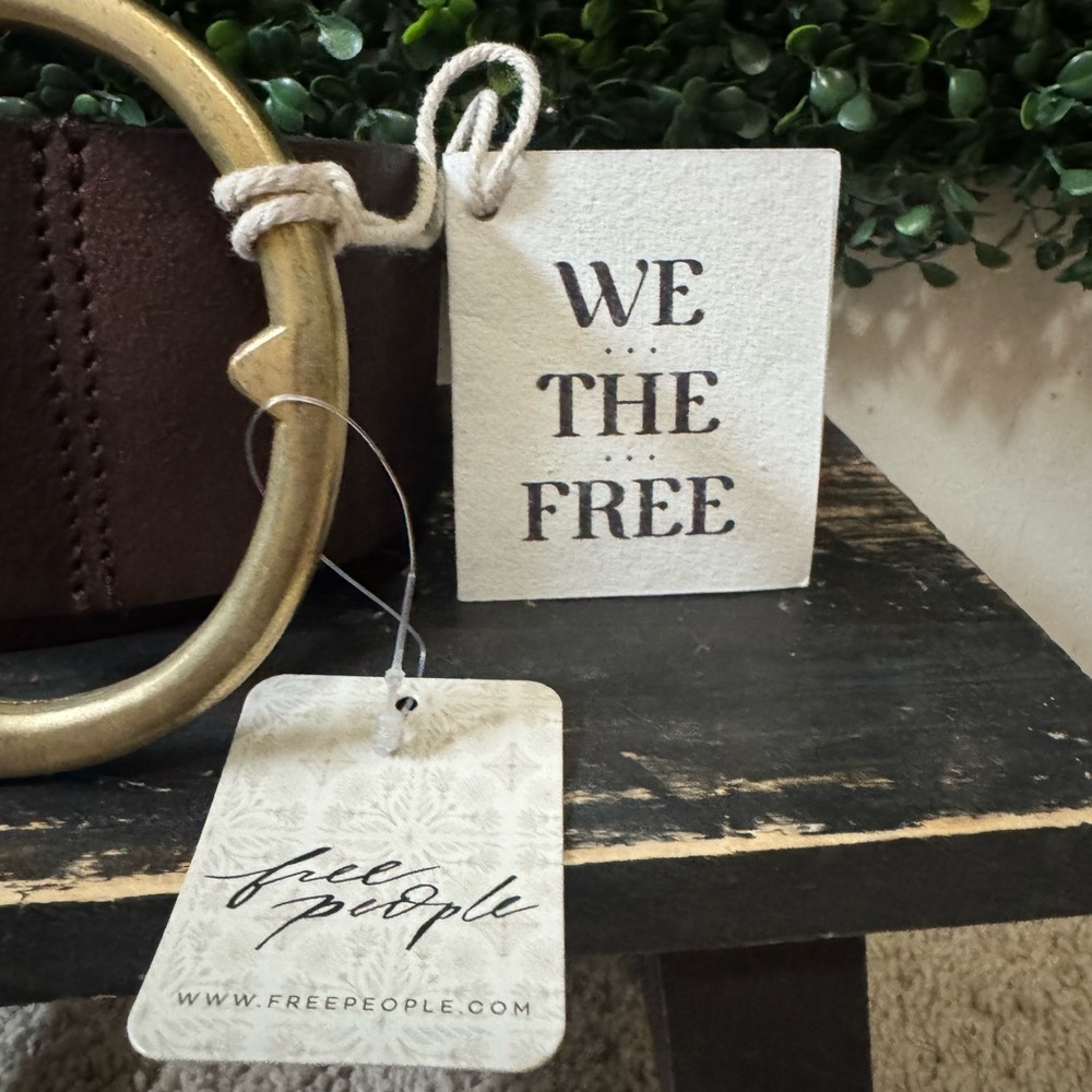 FREE PEOPLE We The Free Brando
Hip Belt - Picture 8 of 12